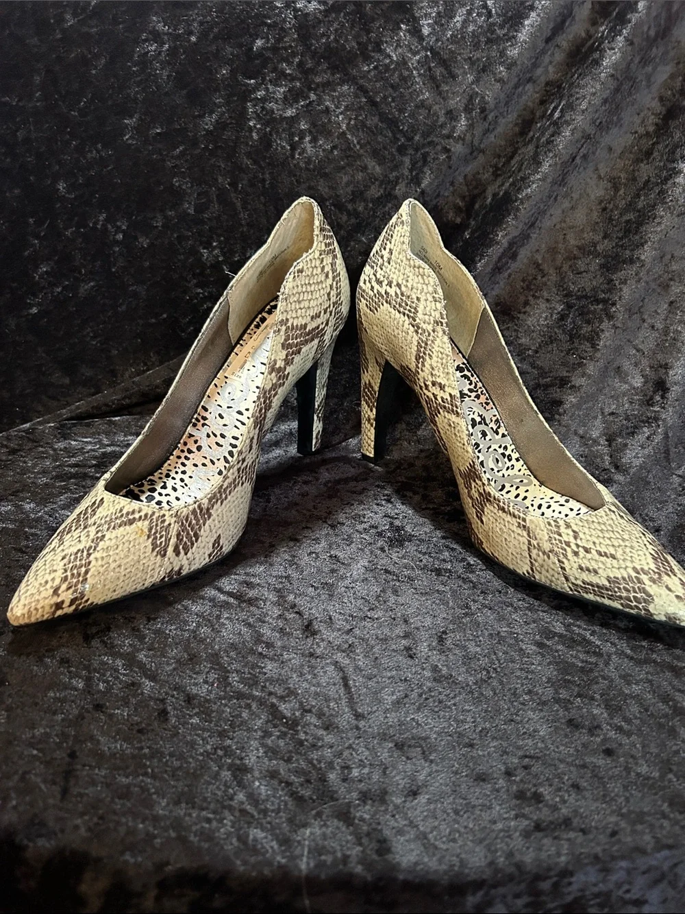 Sam Edelman Snakeskin Pointed Toe Pumps - Beige/Brown Size 10
